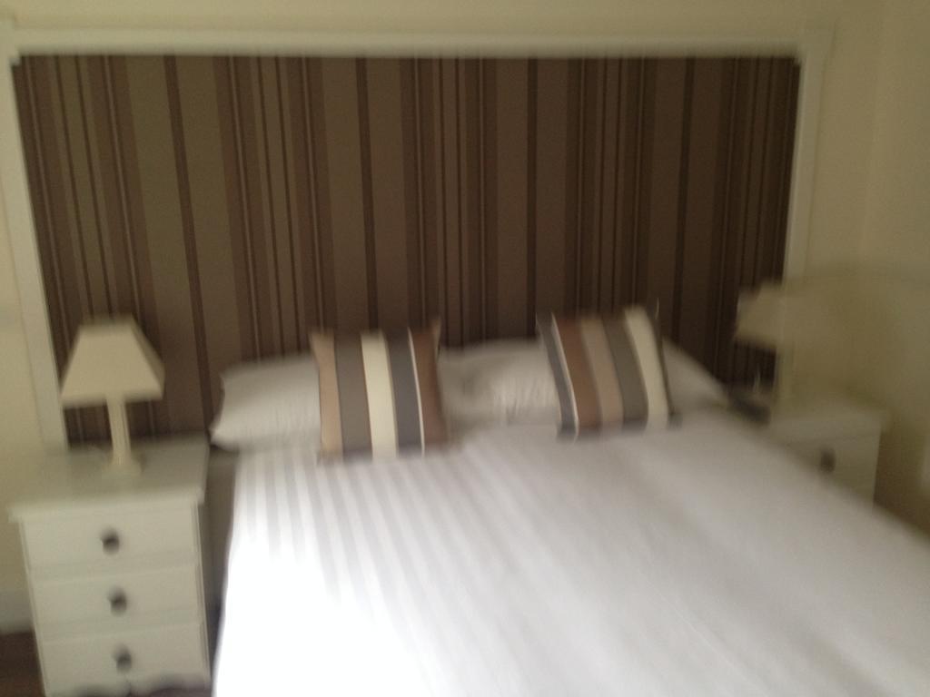The Fleet Inn Guesthouse & Restaurant Killybegs Room photo
